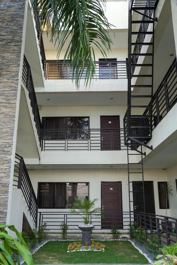 Garden Vista Hotel Davao City Екстериор снимка